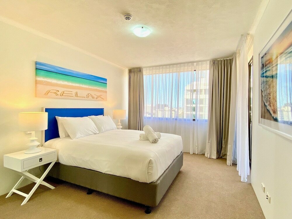 Фото The Astor Apartments