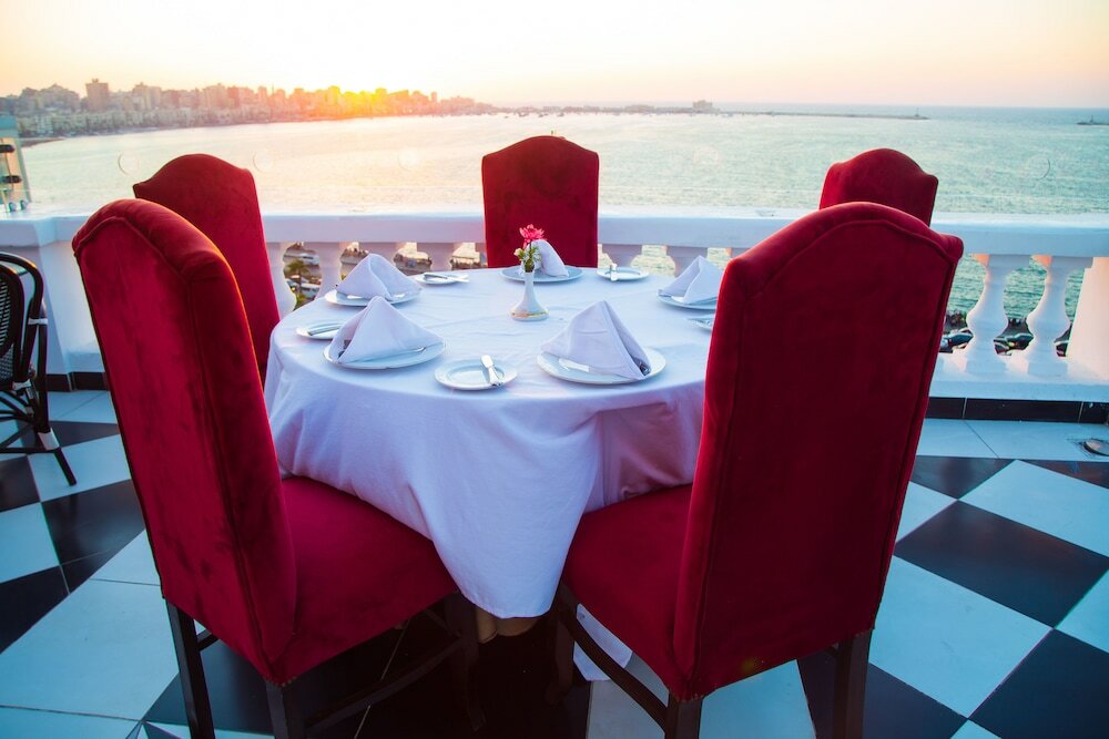 Фото Le Metropole Luxury Heritage Hotel Since 1902 by Paradise Inn Group