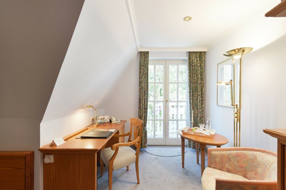 Фото Hotel Landhaus Wachtelhof