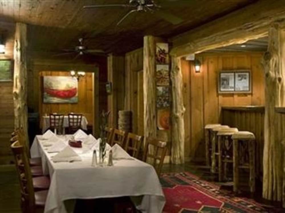 Фото Lake Rabun Hotel & Restaurant