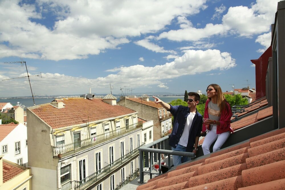Фото Hello Lisbon Castelo Apartments