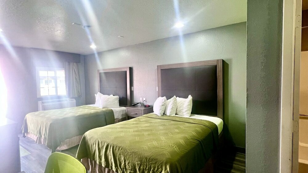 Фото Fort Davis Inn & R. V. Park