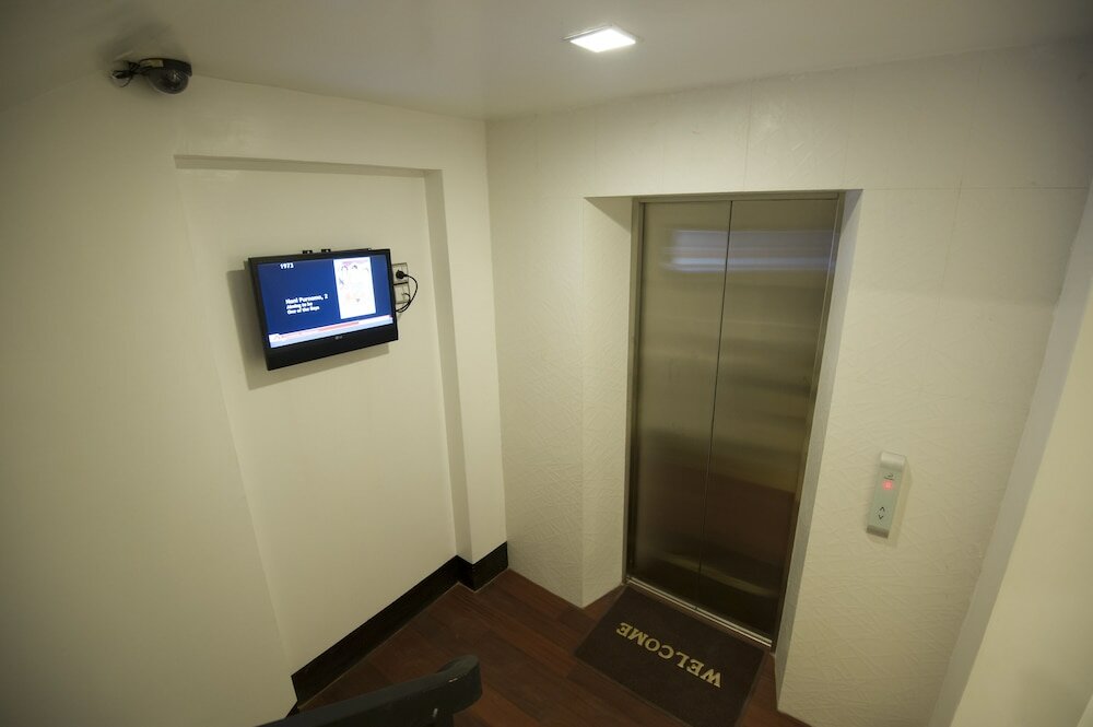 Фото Clover Hotel City Center