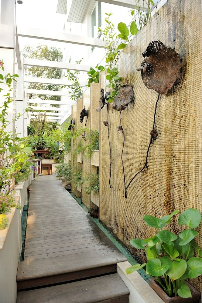 Фото Sabai Sathorn Service Apartment