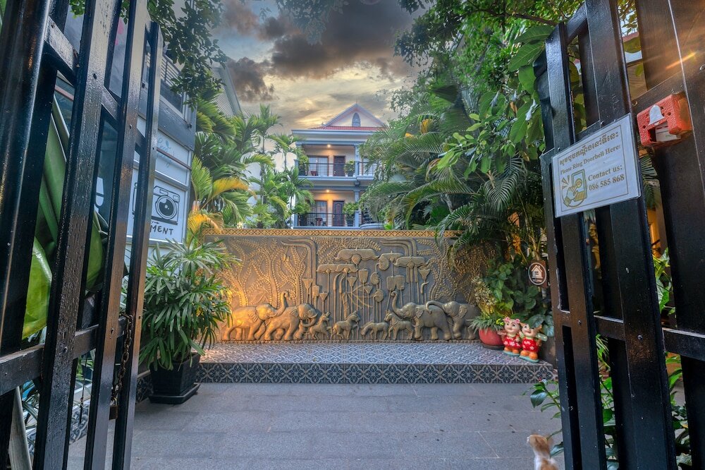 Фото Asanak D'Angkor Boutique Hotel