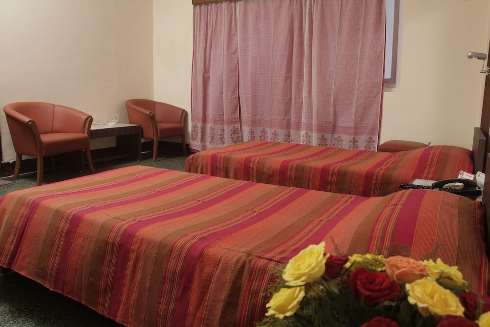 Фото Sea Green South Hotel