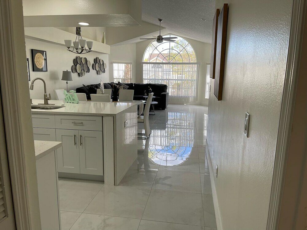 Фото Elegant & Luxury Apartment Close Disney