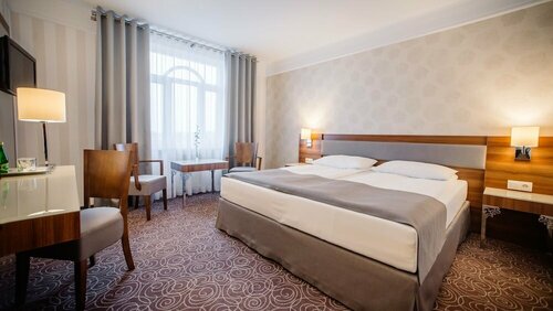 Гостиница Hotel Lord Warsaw Airport в Варшаве