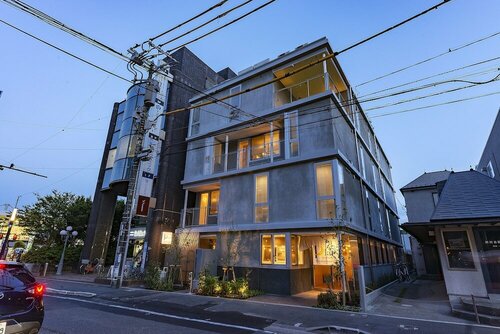 Хостел Plat Hostel Keikyu Kamakura Wave в Камакуре