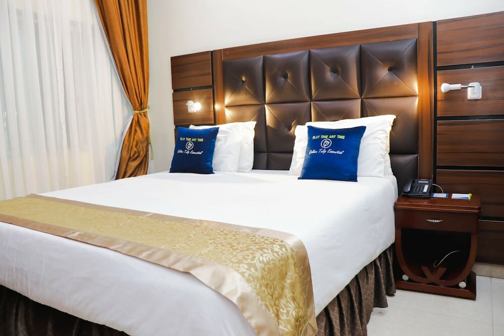 Фото Golden Tulip Hotel - Rivotel