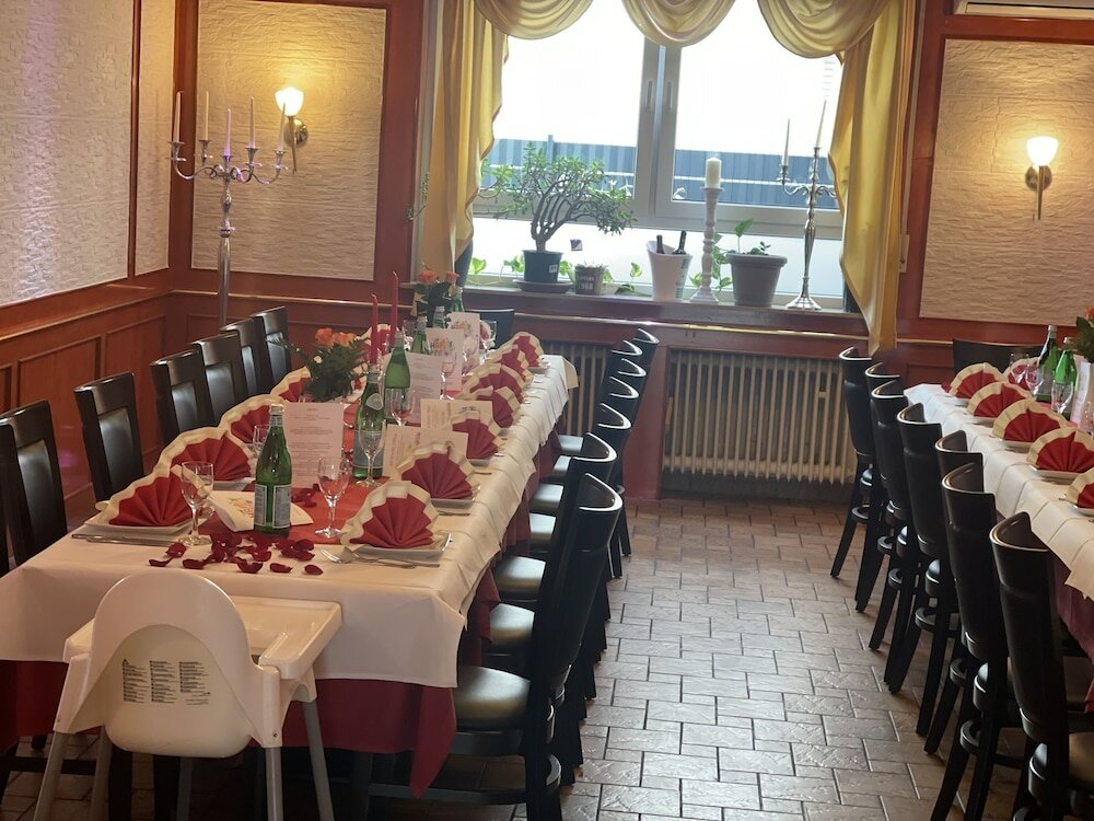 Фото Hotel Restaurant Villa Romana