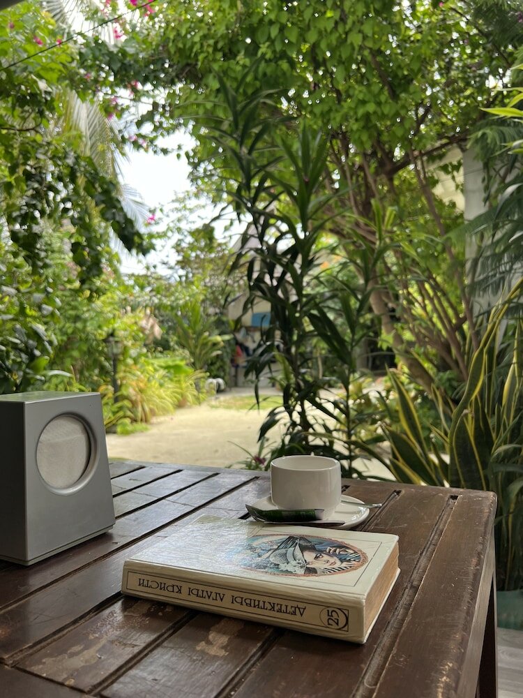 Фото Lagoon Villa Thoddoo