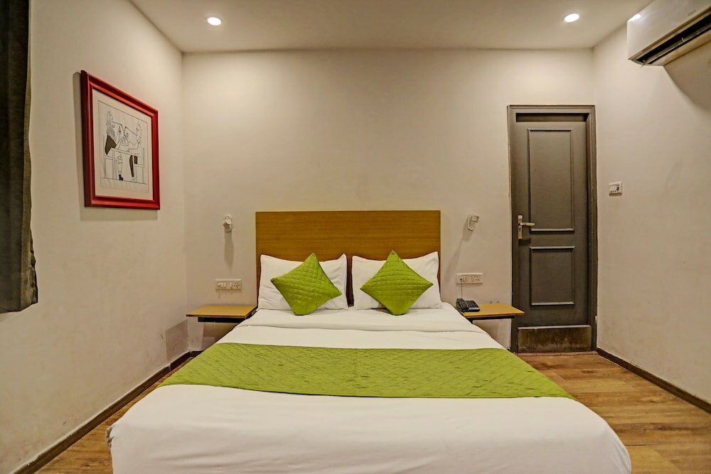 Фото Hotel Admire Inn Vashu
