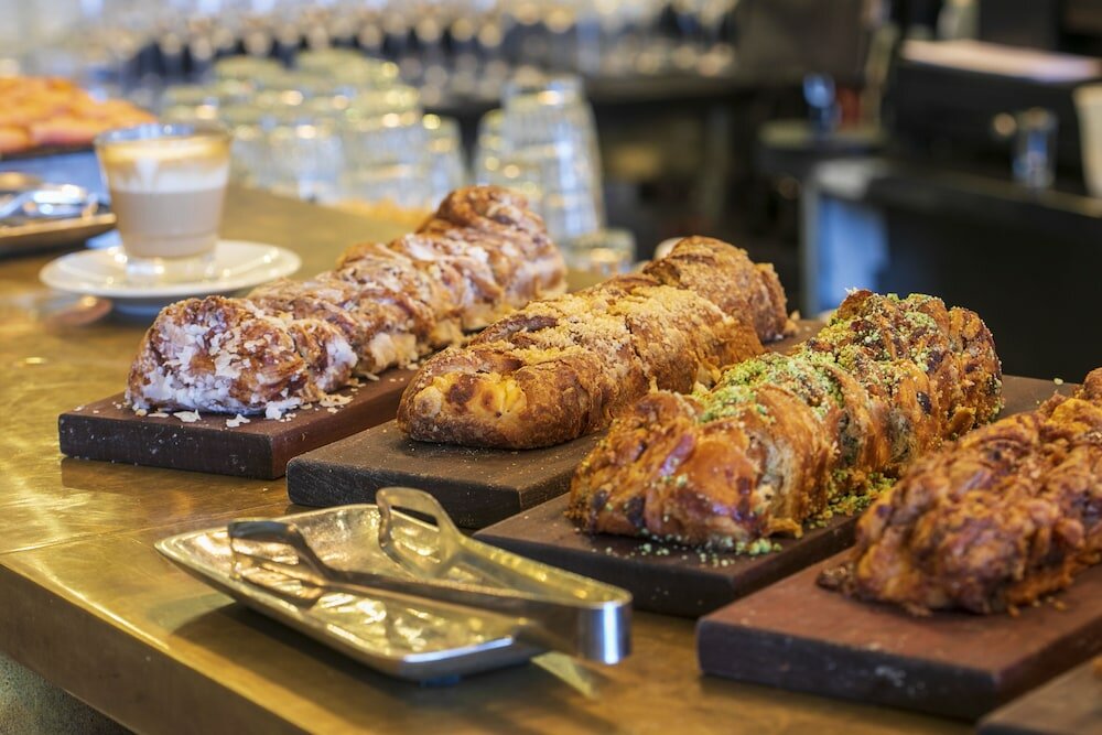 Фото Brown Brut Seafront Hotel