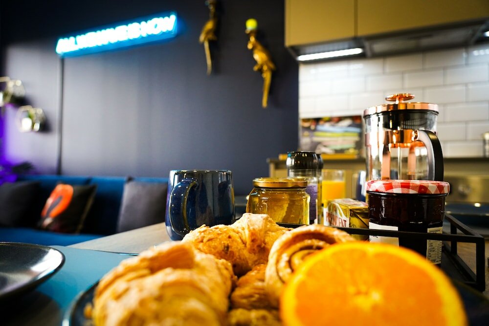 Фото Luxury Stevenage Town Centre Apartment