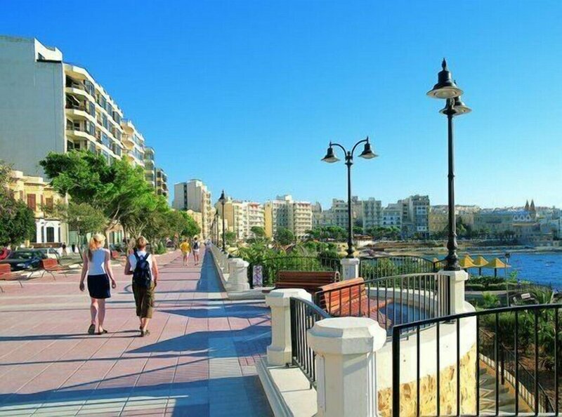 Гостиница Splendid 2br Apartment in Central St Julian's