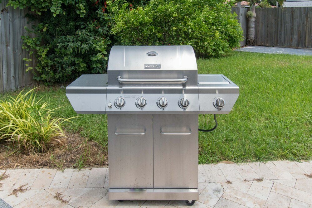 Фото Private Pool 3br New Modern Furniture