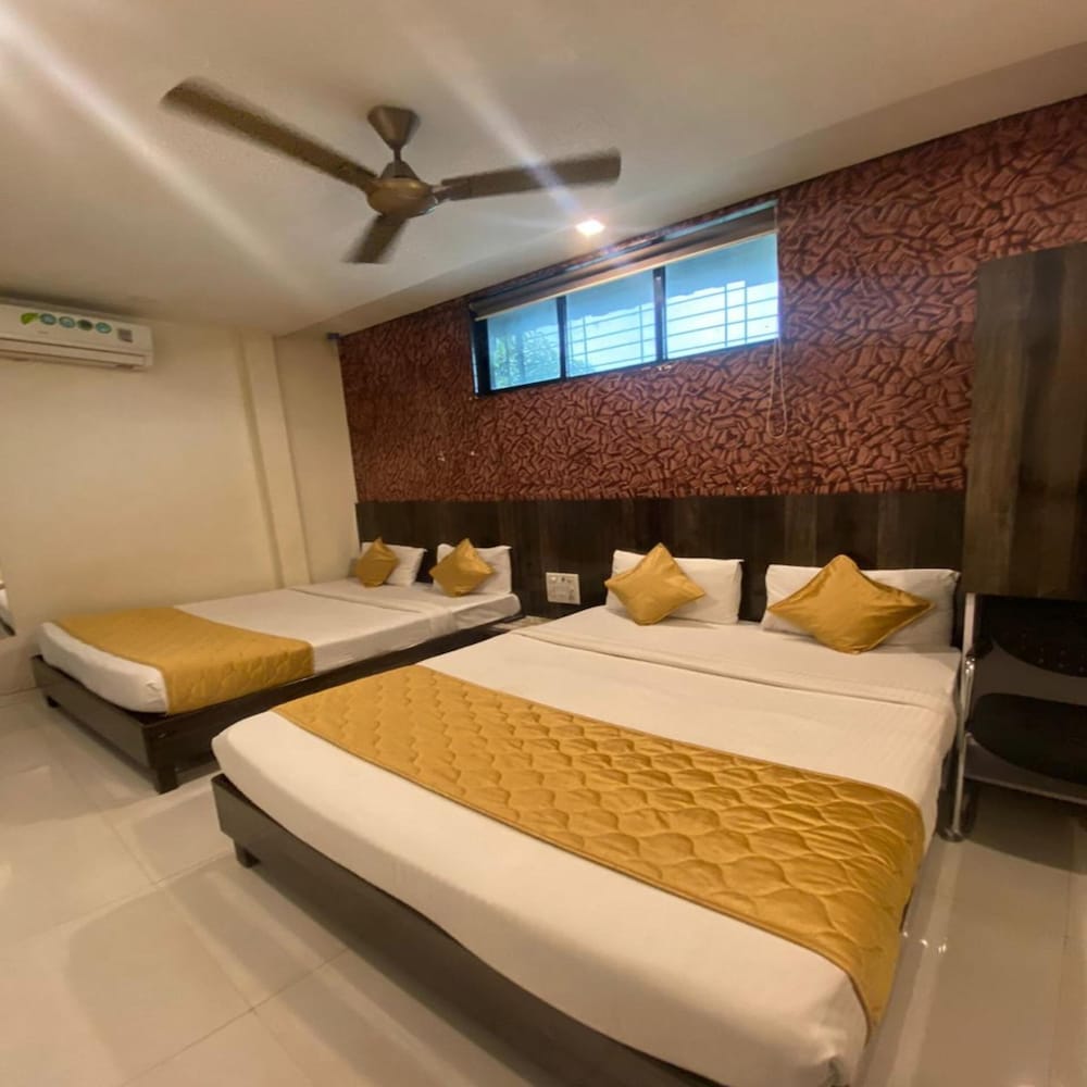 Фото Hotel Garden Park - Near Trade Centre, Visa Consulate