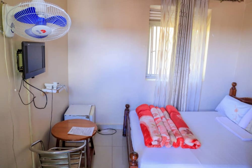 Фото Precise Hotel