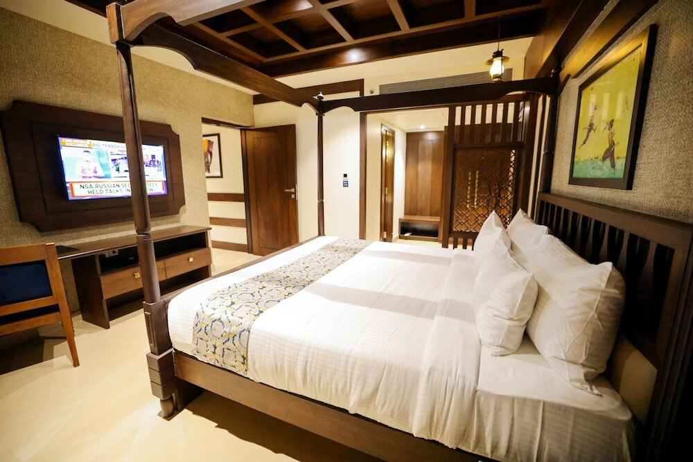 Фото Aj Grand Hotel