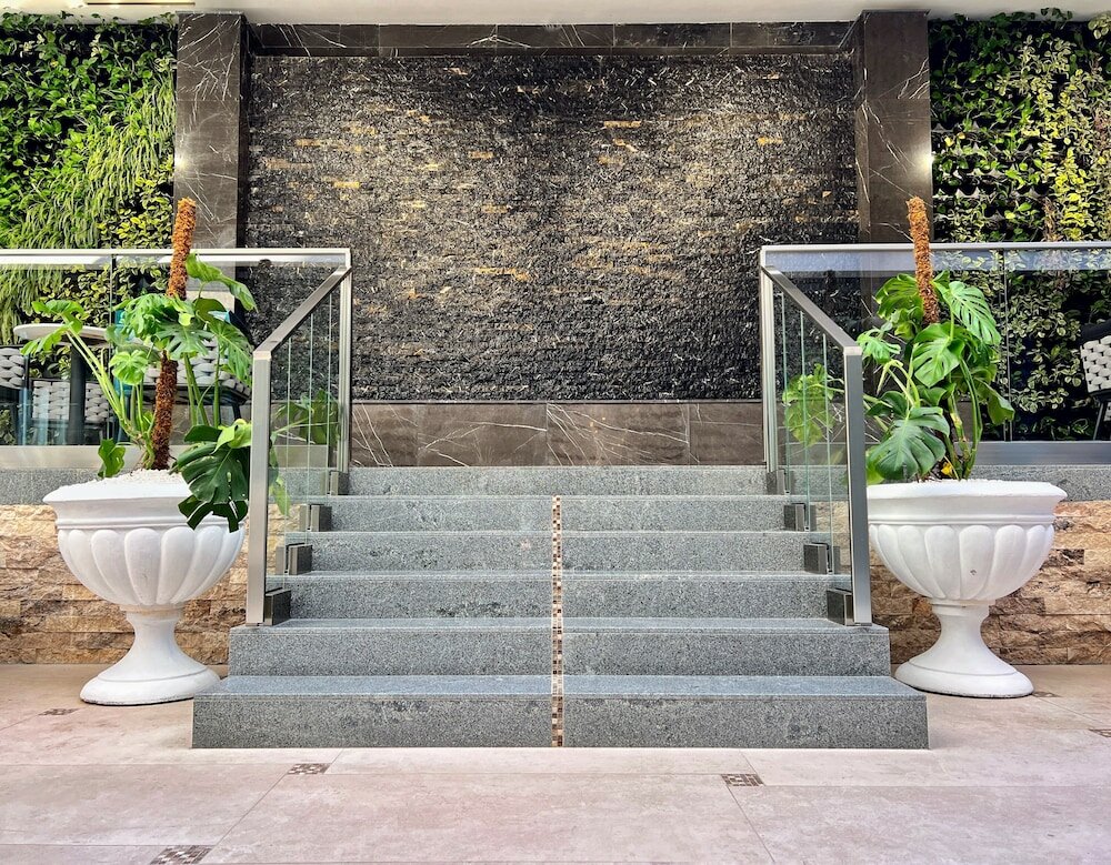 Фото Marjan Plaza Hotel