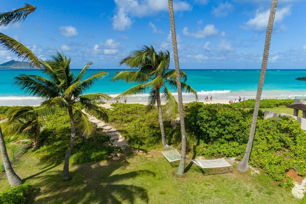 Фото Hale Oahu Villa by Avantstay Kailua Beachfront House! Coastal Luxury!