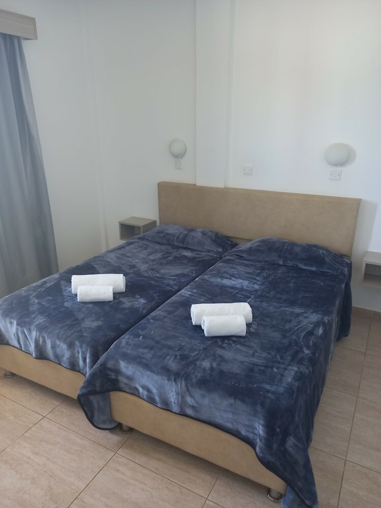 Фото Penelope Beach Hotel Apts