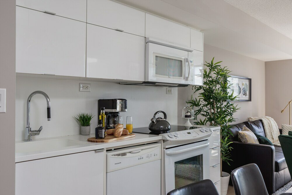 Фото Marvelous Elegant Downtown Apartments