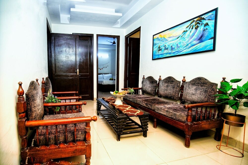 Фото Hotel Royal Avenue by F9 Hotels