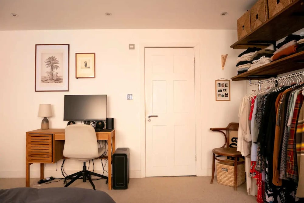 Фото Stylish 1 Bedroom Flat in Clapton