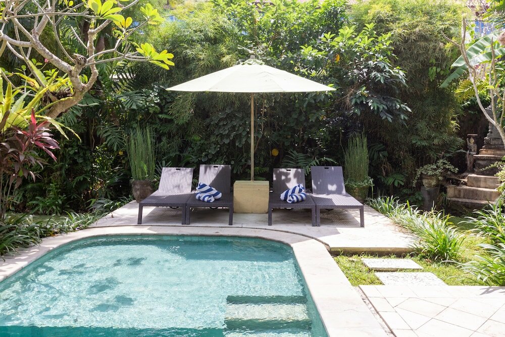 Фото Villa Poppy