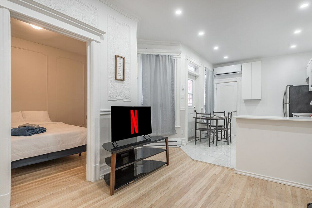 Фото Cozy Private Br in the heart of Plateau