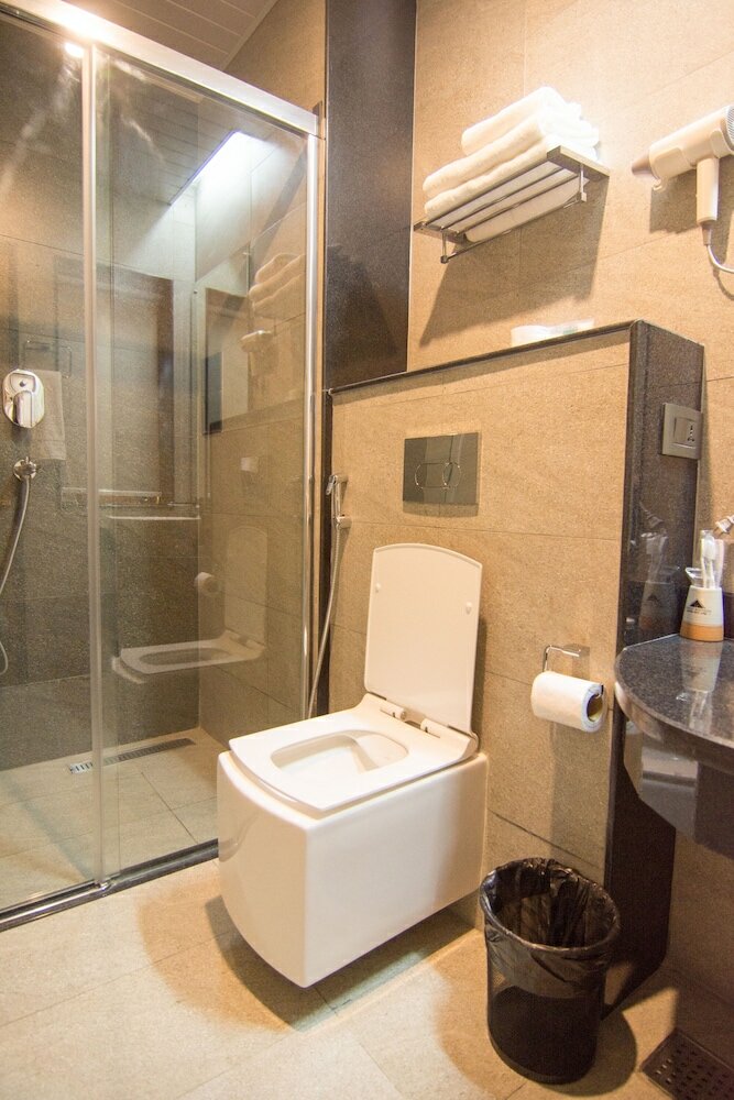 Фото Everest Boutique Hotel