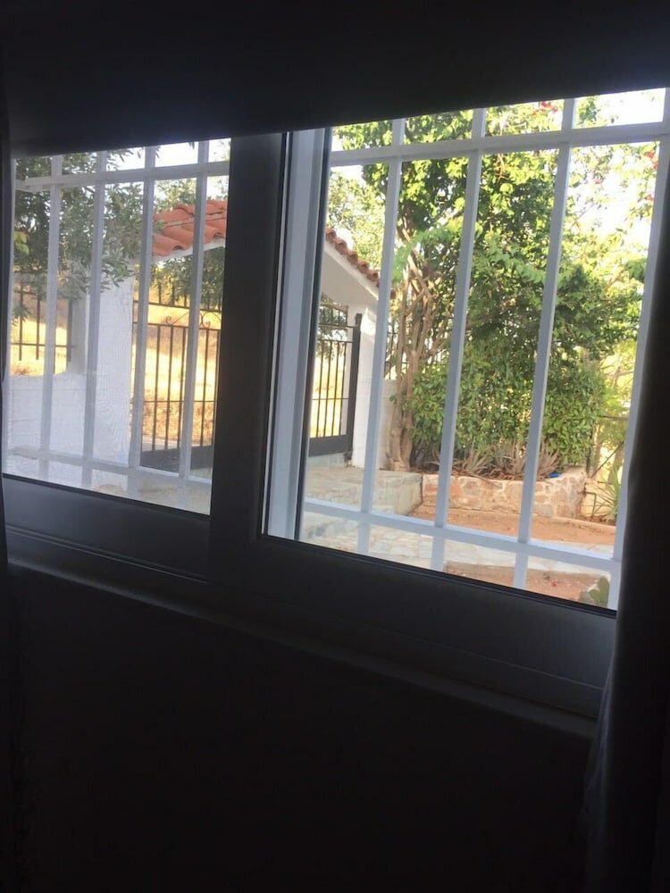 Фото Glamorous apartment with sea view