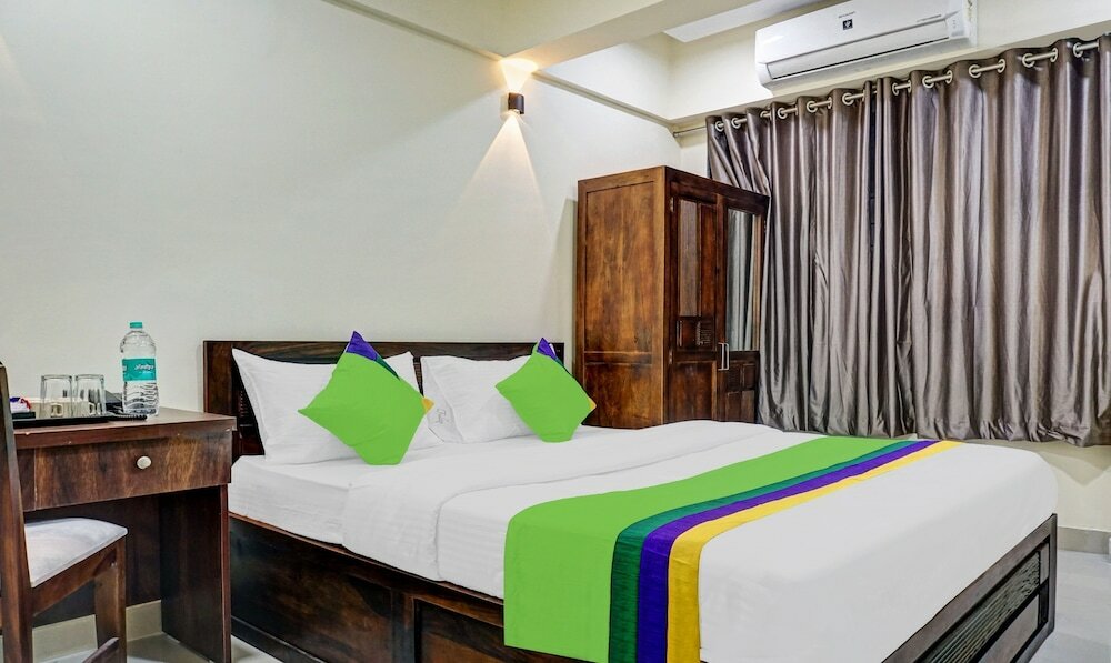 Фото Treebo Trend Tulip