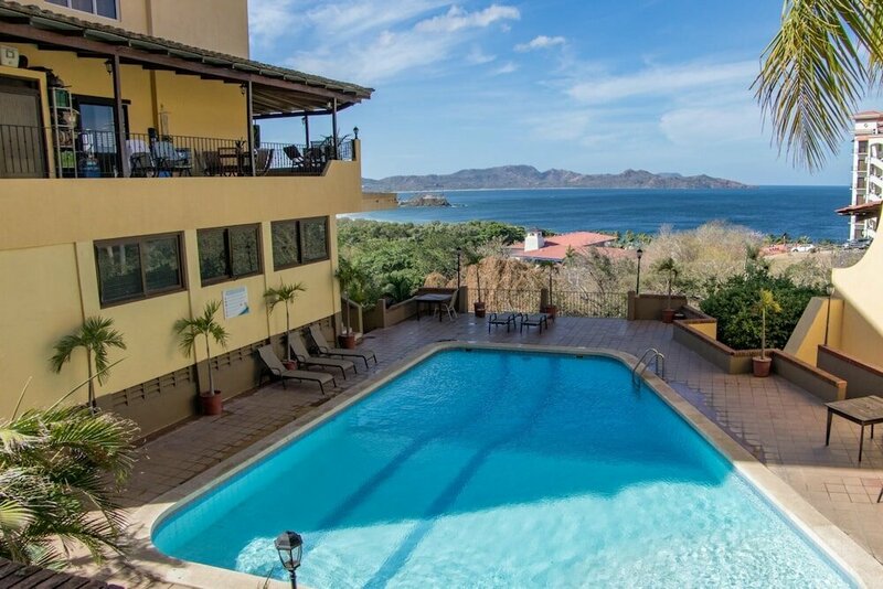 Гостиница Playa Flamingo Centrally Located Spacious Condominium Presidential Suites 4