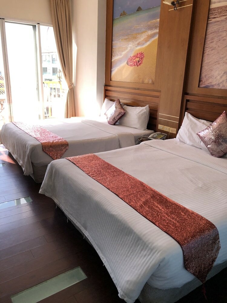 Фото Kenting Golden City Resort Hotel