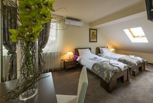 Гостиница Hotel Central Lux в Крагуеваце
