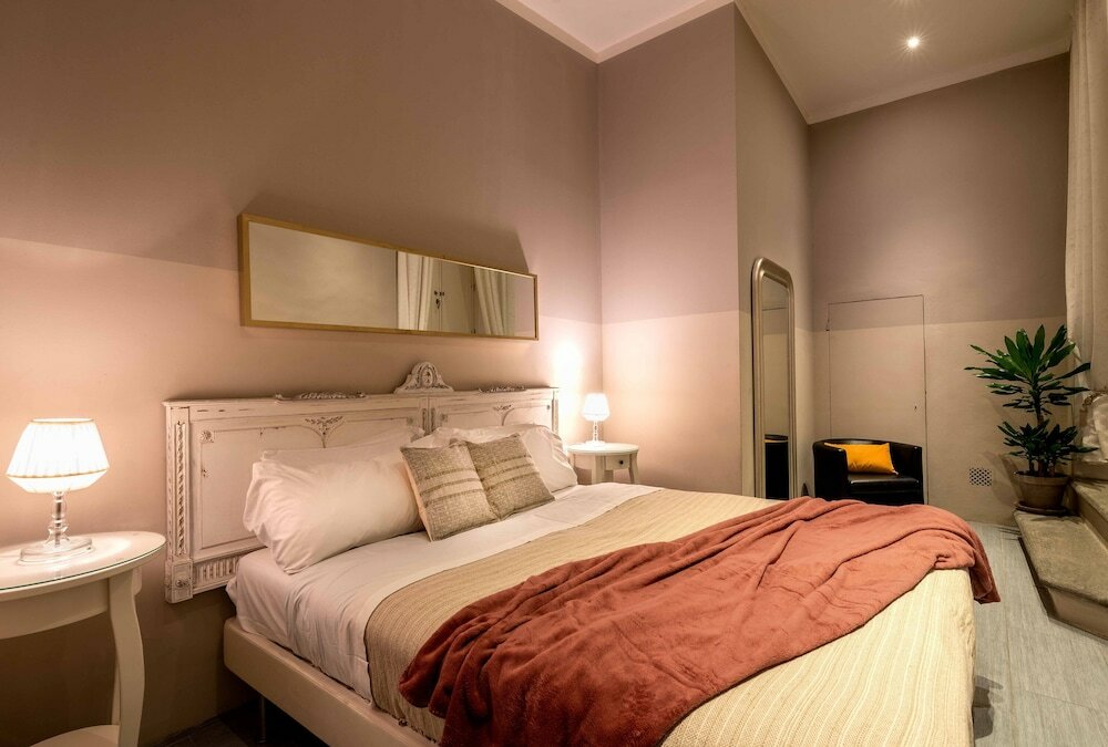 Фото New Florence palazzo - 3 Bedrooms - Private Terrace - Wifi