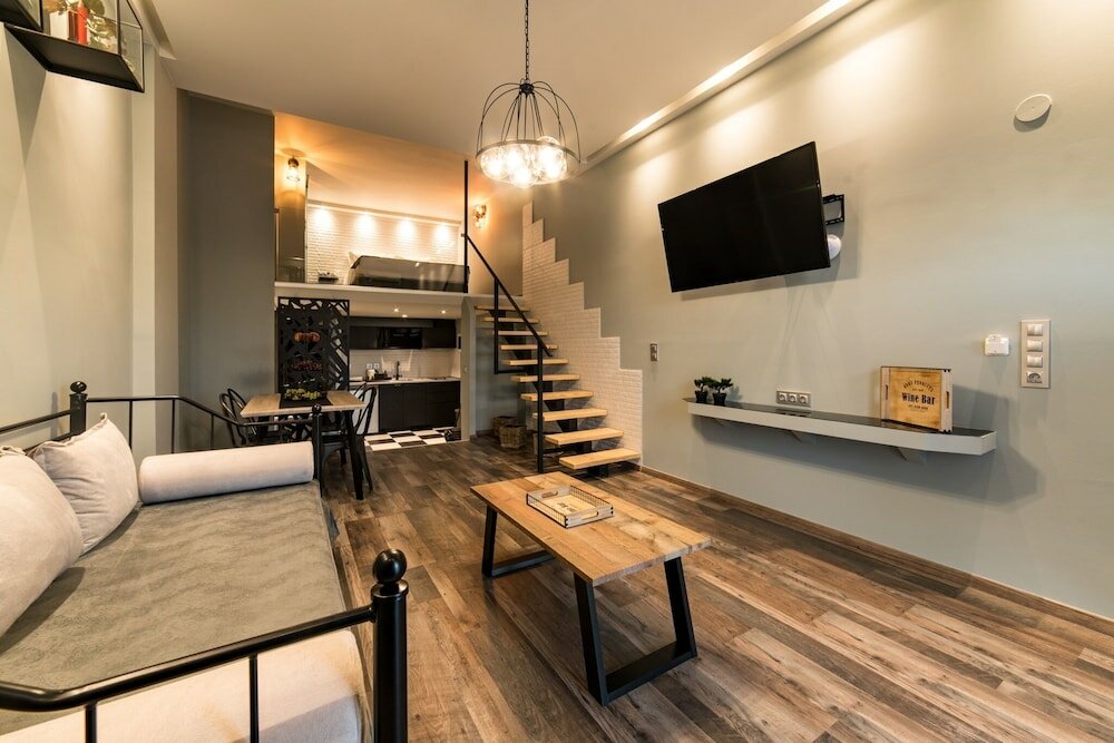 Фото Oinoelia Luxury Suites & Residence