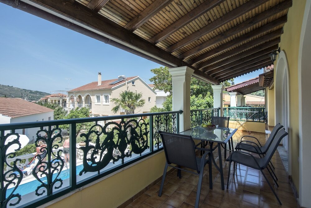 Фото Andreas Pool Complex