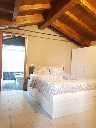 Leonardo Da Vinci Apartment
