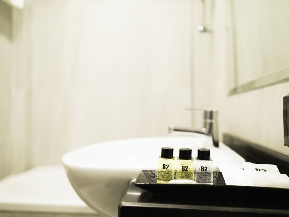 Фото B2 Amata Nakorn Premier Hotel