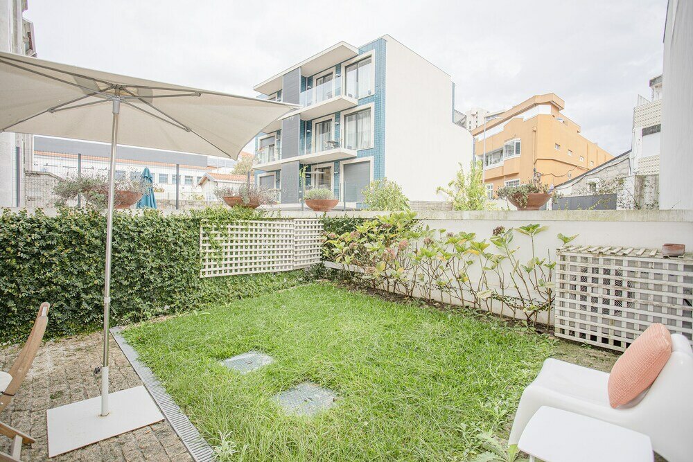 Фото Liiiving in Porto Light Spacious Apartment
