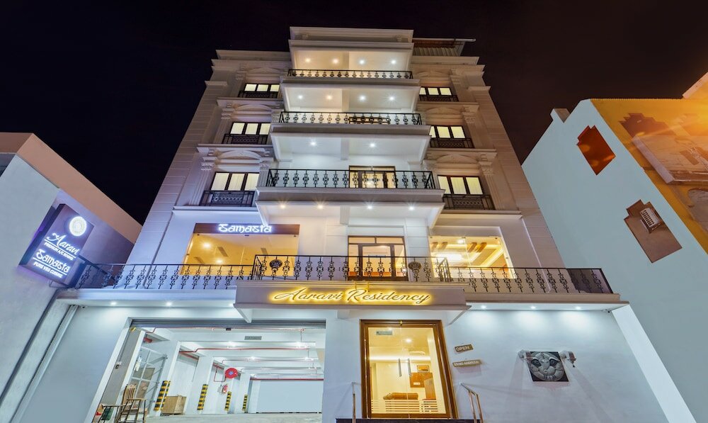 Фото отеля 1