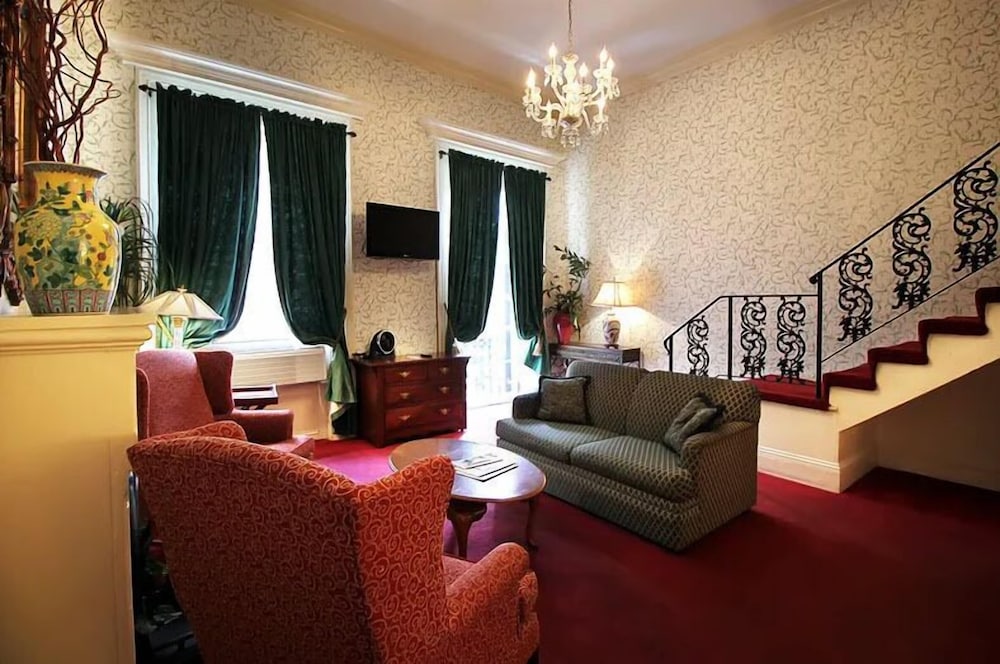 Фото The Olivier House Hotel