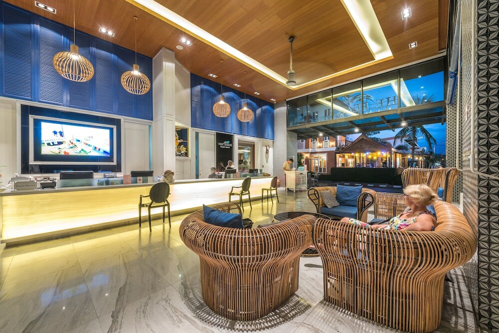 Фото The Beach Heights Resort