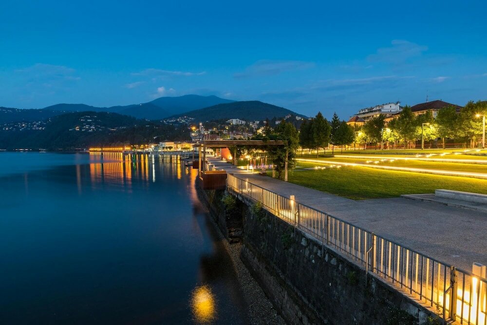 Фото Residenza Gardenia Lake View Luino Center