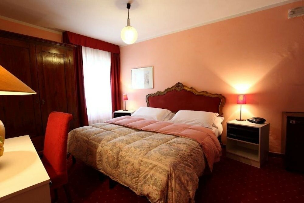 Фото Hotel Nuovo De Cesero