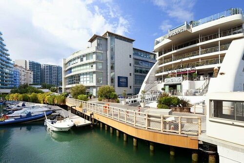 Гостиница Sunborn Gibraltar в Гибралтаре